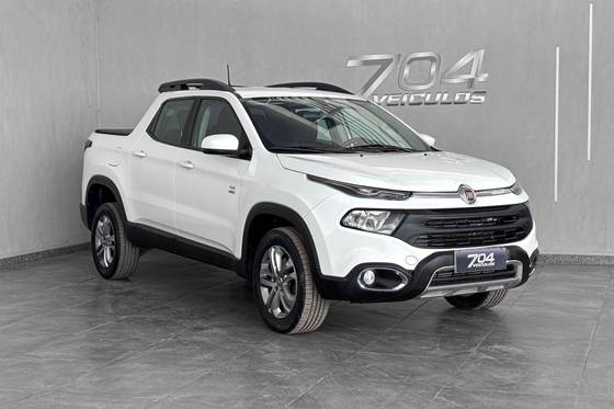 FIAT TORO 2.0 16V TURBO DIESEL FREEDOM 4WD AT9 FIAT TORO 2.0 16V TURBO DIESEL FREEDOM 4WD AT9